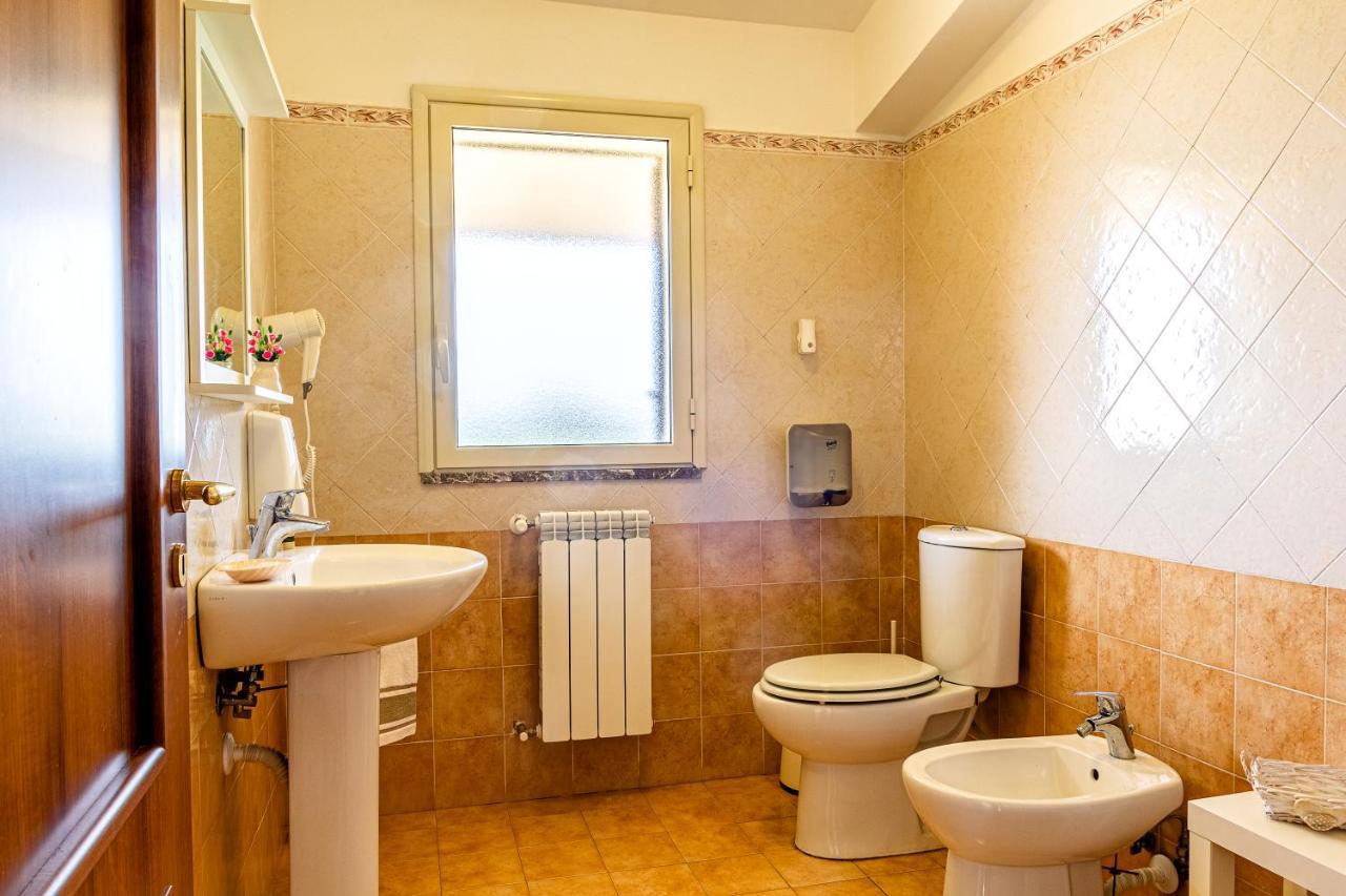 Villetta Mari E Amuri Giardini Naxos Bagian luar foto
